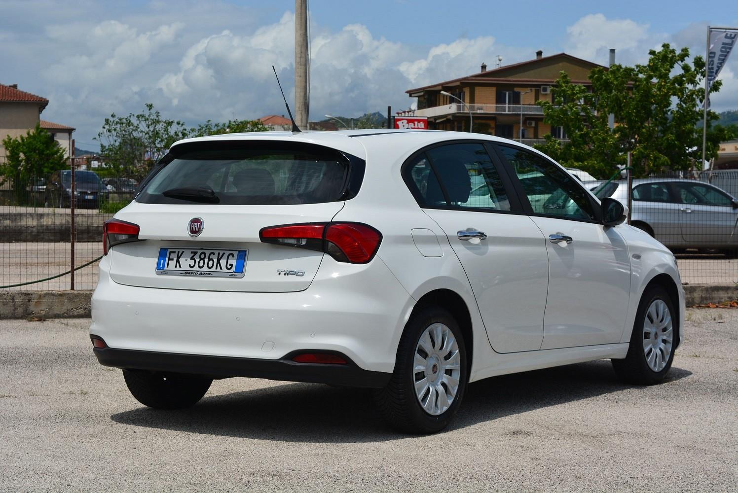 Fiat TIPO 5 PORTE 1.3 MJET EASY – Cangiano Rent